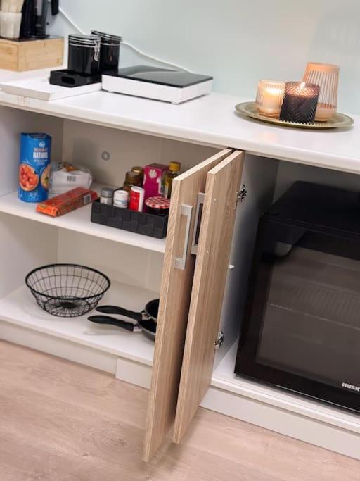 Wellness Studio Tiel Met Sauna En Jacuzzi Exteriér fotografie